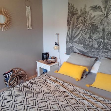 Le 28 Bed & Breakfast Uzerche Dış mekan fotoğraf